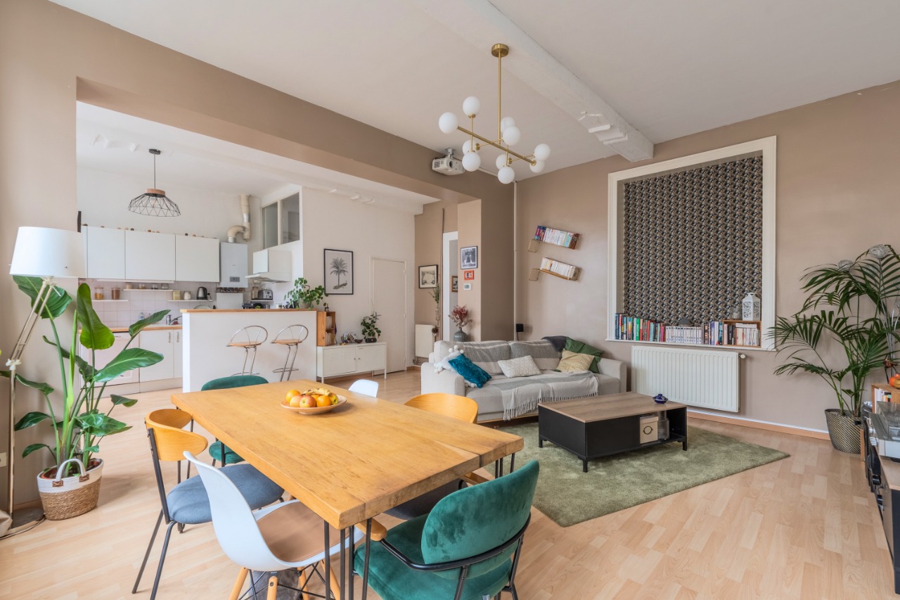 Immeuble d exception de six lots vendu loue  Photo 2 - Le Lion Immobilier