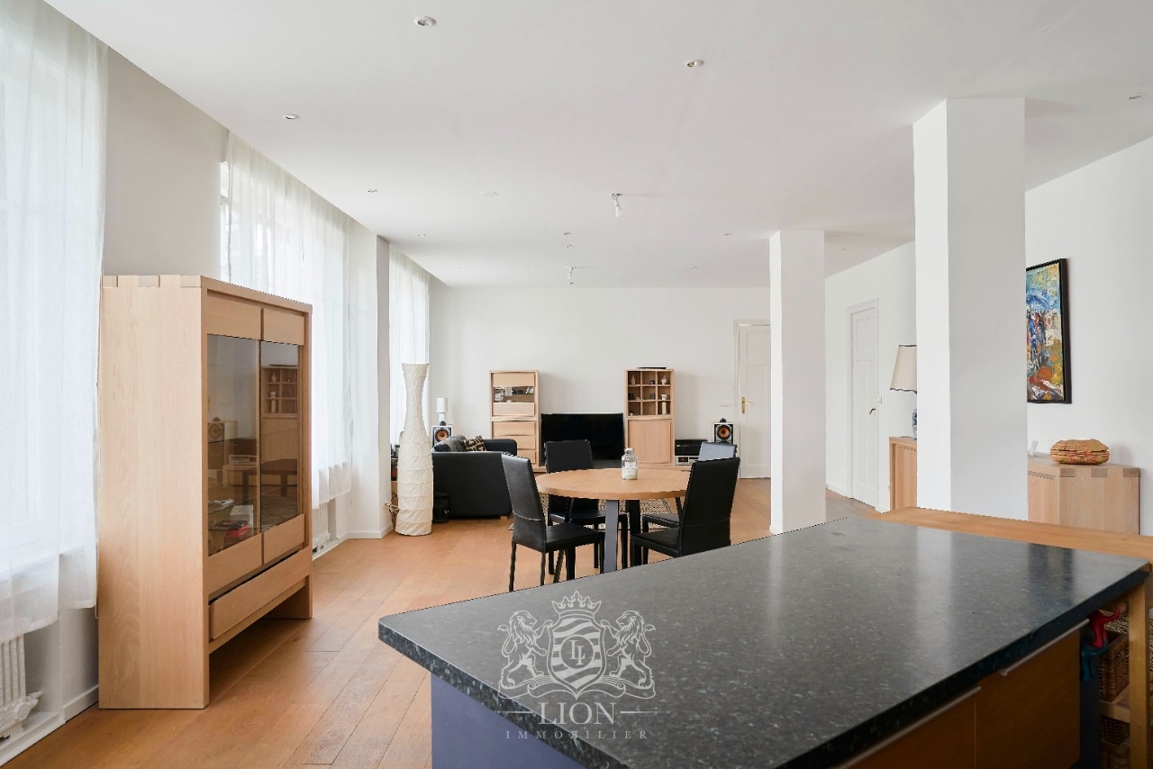 Hyper centre  appartement bourgeois 3 chambres parking Photo 6 - Le Lion Immobilier