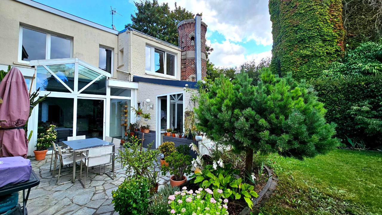 Maison semi individuelle 4 chambres deux garages et atelier Photo 6 - Le Lion Immobilier