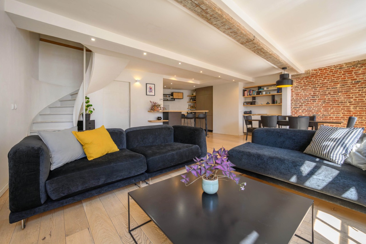 Vieux lille triangle d or appartement triplex