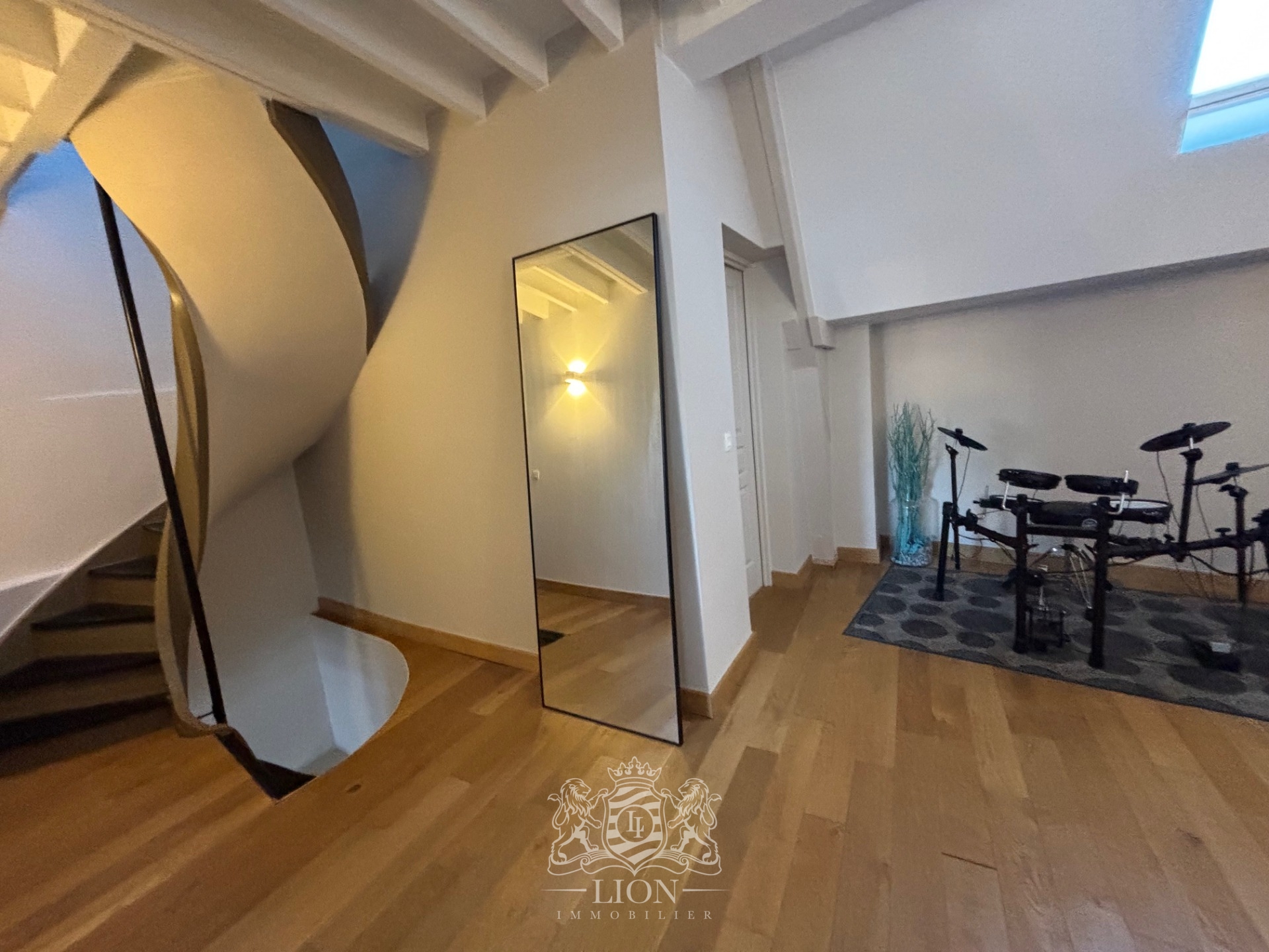 Vieux lille triangle d or appartement triplex Photo 10 - Le Lion Immobilier Vieux lille triangle d or appartement triplex Photo 10 - Le Lion Immobilier
