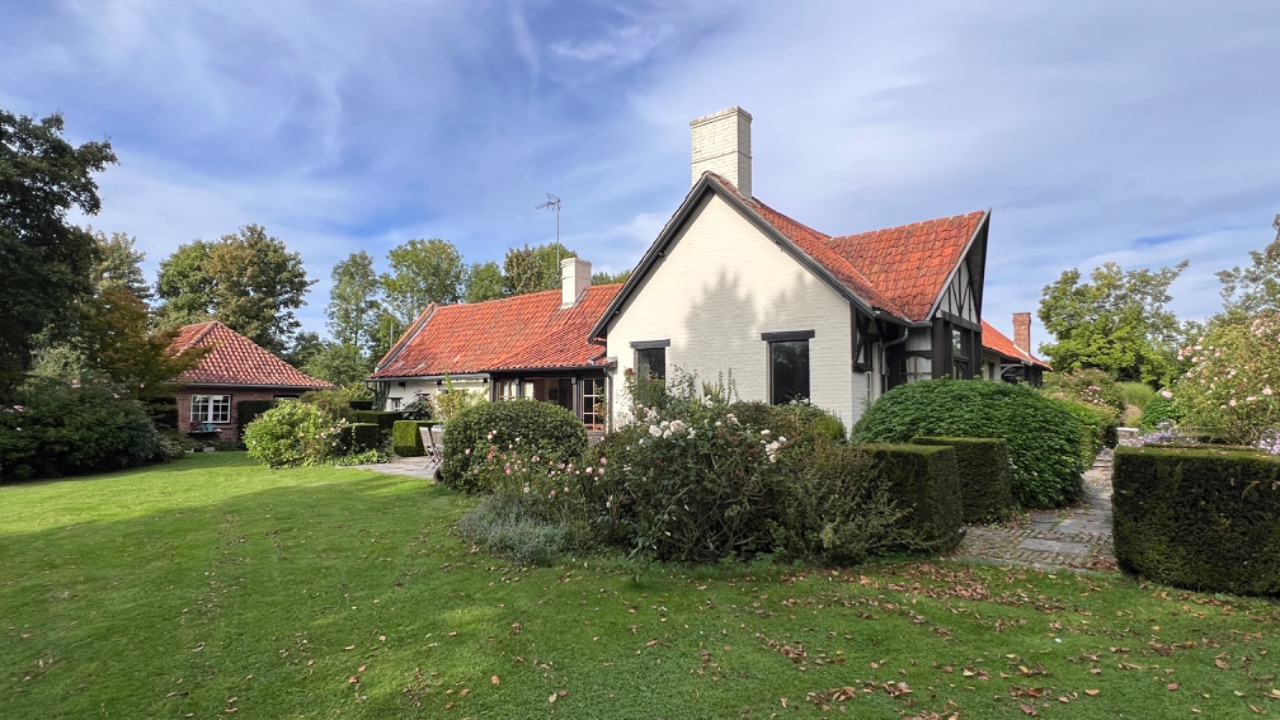Sublime ferme au carre de la fin du 18eme dans un parc Photo 4 - Le Lion Immobilier