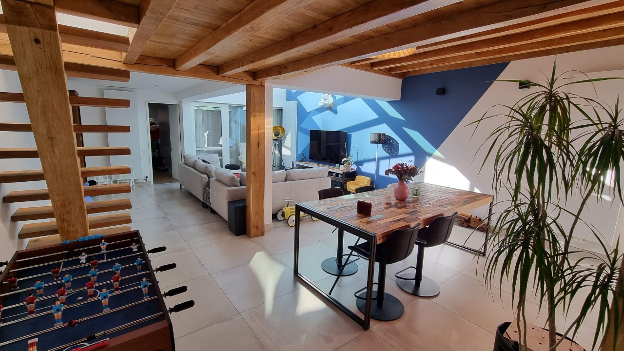 Superbe plain pied entierement renove