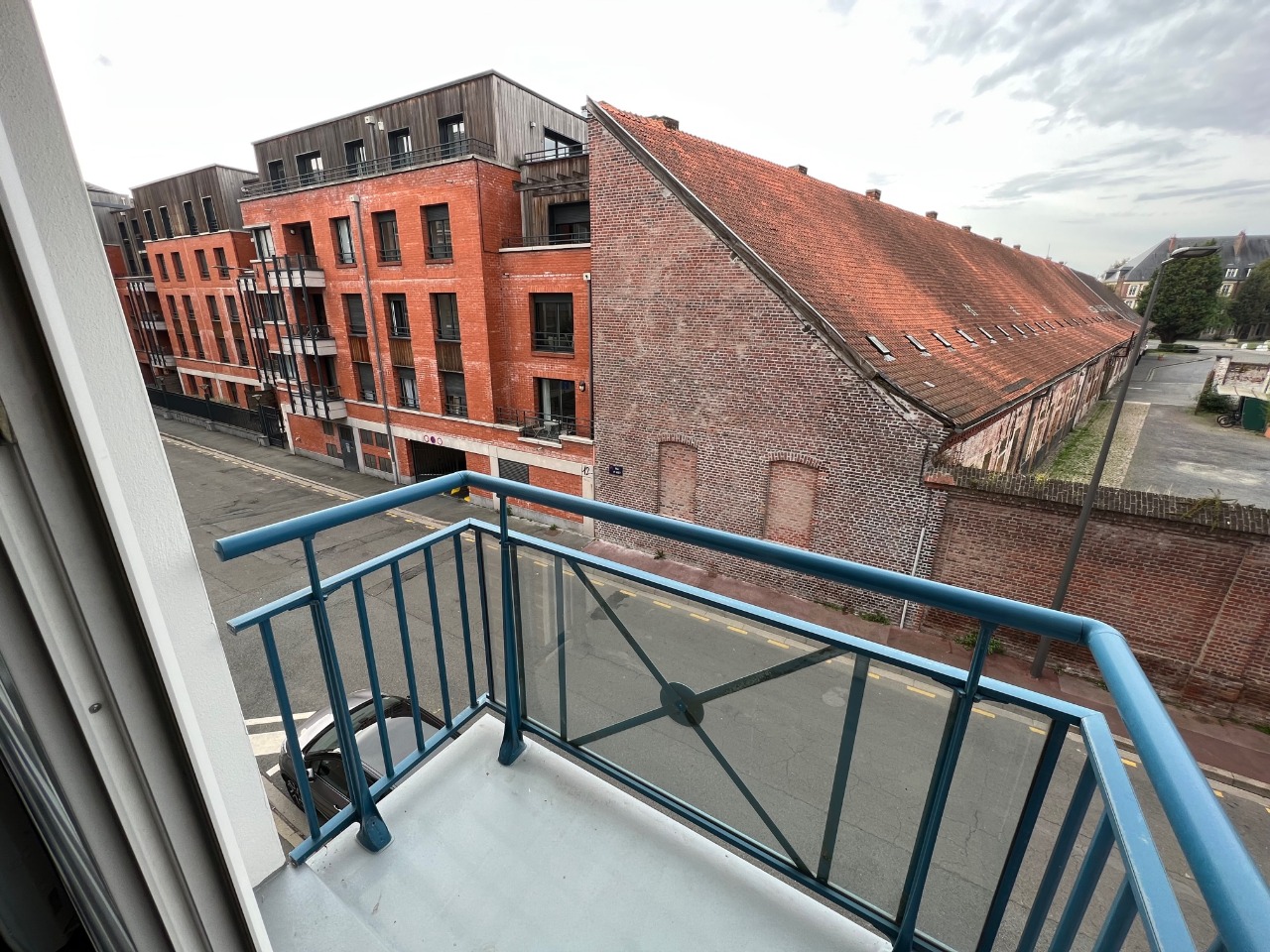 Ahof vieux lille t2 meuble avec balcon et parking Photo 7 - Le Lion Immobilier