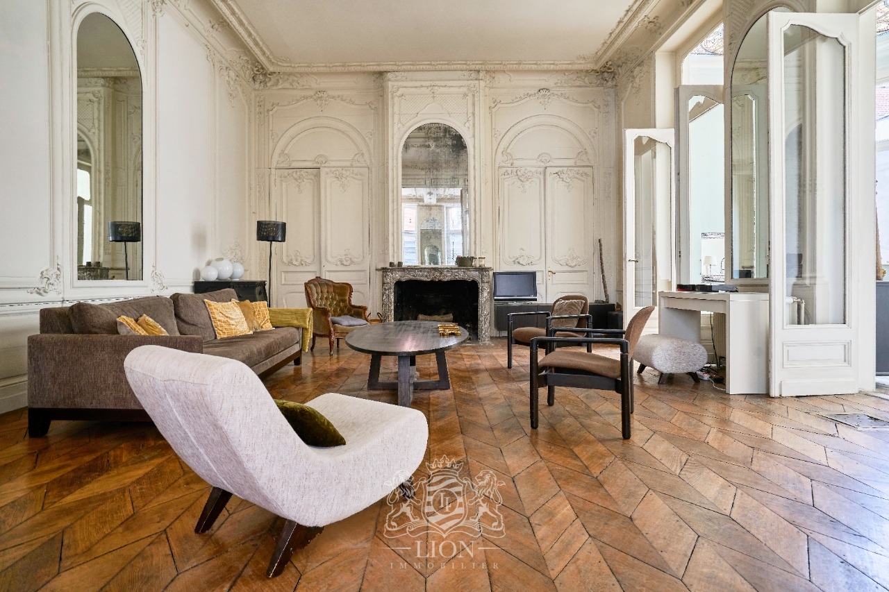 Appartement d exception au coeur du vieux lille Photo 2 - Le Lion Immobilier Appartement d exception au coeur du vieux lille Photo 2 - Le Lion Immobilier