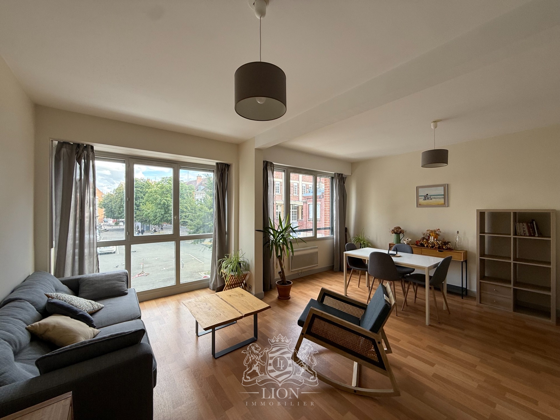 Ahvg vieux lille t2 meuble Photo 1 - Le Lion Immobilier Ahvg vieux lille t2 meuble Photo 1 - Le Lion Immobilier
