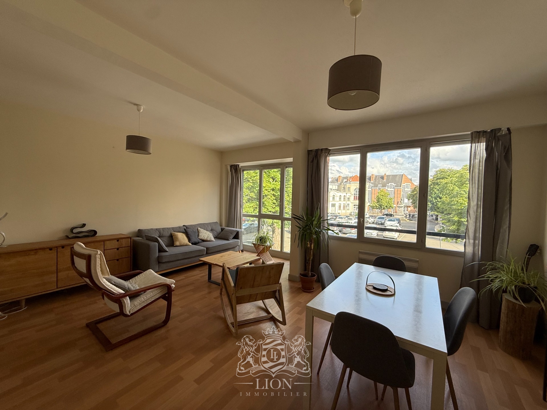 Ahvg vieux lille t2 meuble Photo 2 - Le Lion Immobilier Ahvg vieux lille t2 meuble Photo 2 - Le Lion Immobilier