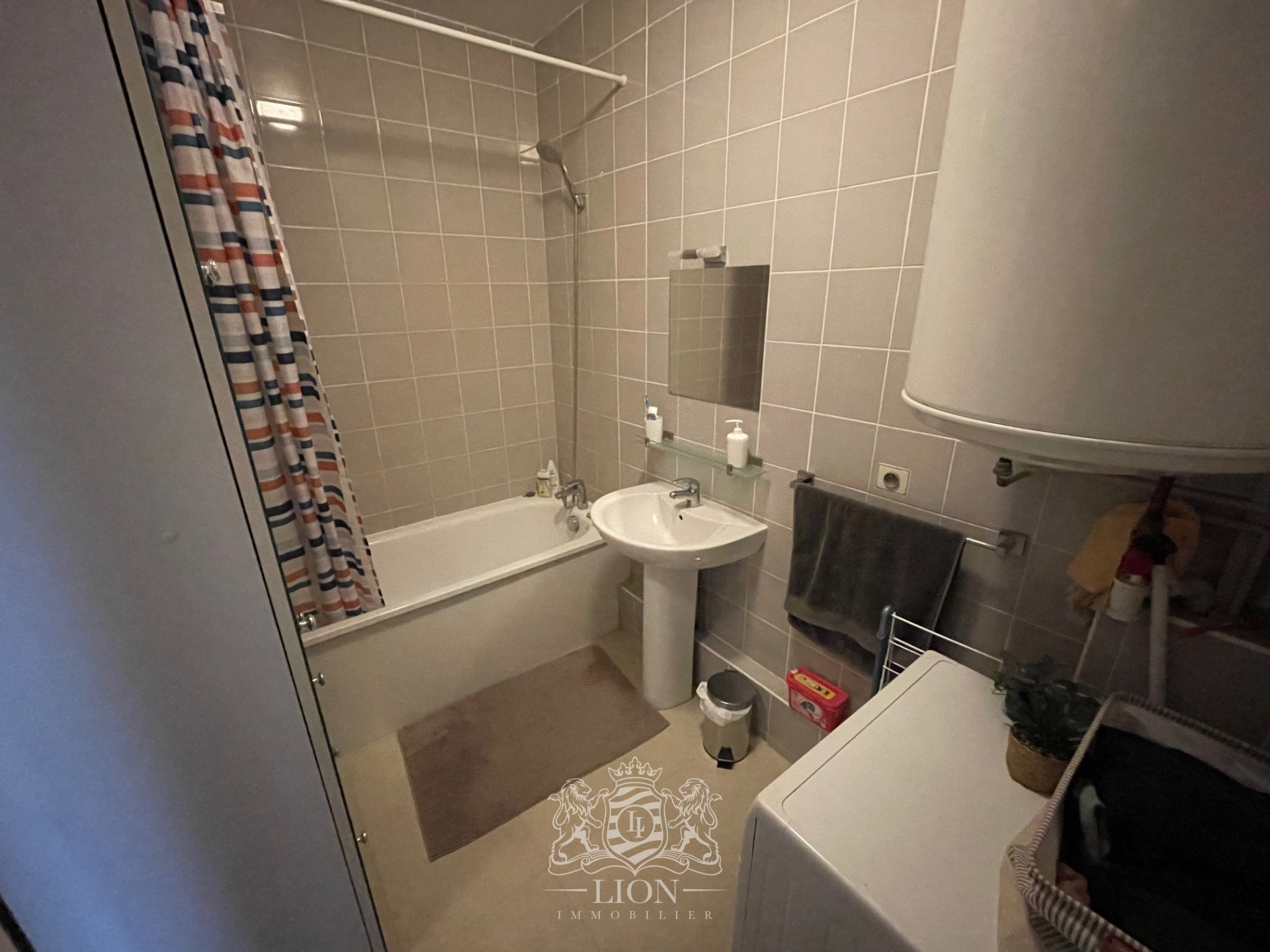 Ahvg vieux lille t2 meuble Photo 7 - Le Lion Immobilier Ahvg vieux lille t2 meuble Photo 7 - Le Lion Immobilier