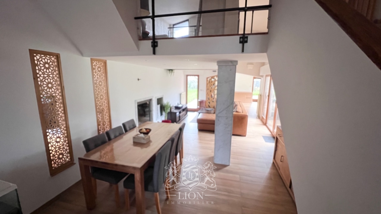 Maison individuelle d architecte semi plain pied Photo 3 - Le Lion Immobilier