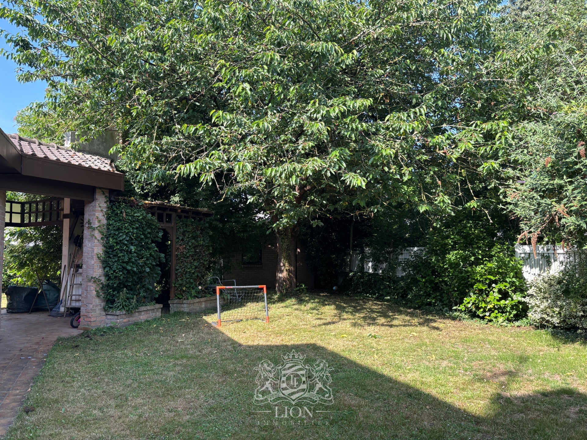 Maison individuelle d architecte semi plain pied Photo 10 - Le Lion Immobilier