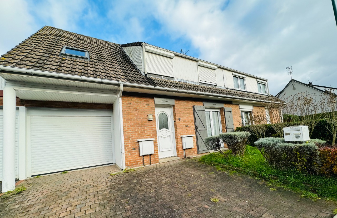 Vente Maison, Jolie maison au coeur du village, 4 chambres, garage - Le