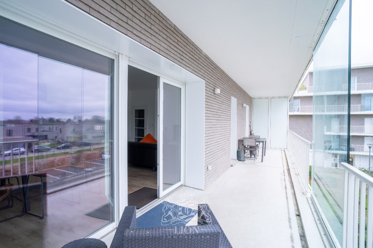 Domaine de montalembert appartement de type iv avec terrasse Photo 2 - Le Lion Immobilier Domaine de montalembert appartement de type iv avec terrasse Photo 2 - Le Lion Immobilier