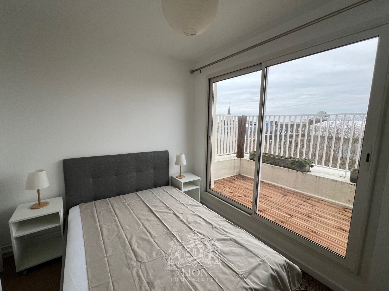 Aiex vauban t2 meuble avec terrasse et parking Photo 8 - Le Lion Immobilier Aiex vauban t2 meuble avec terrasse et parking Photo 8 - Le Lion Immobilier