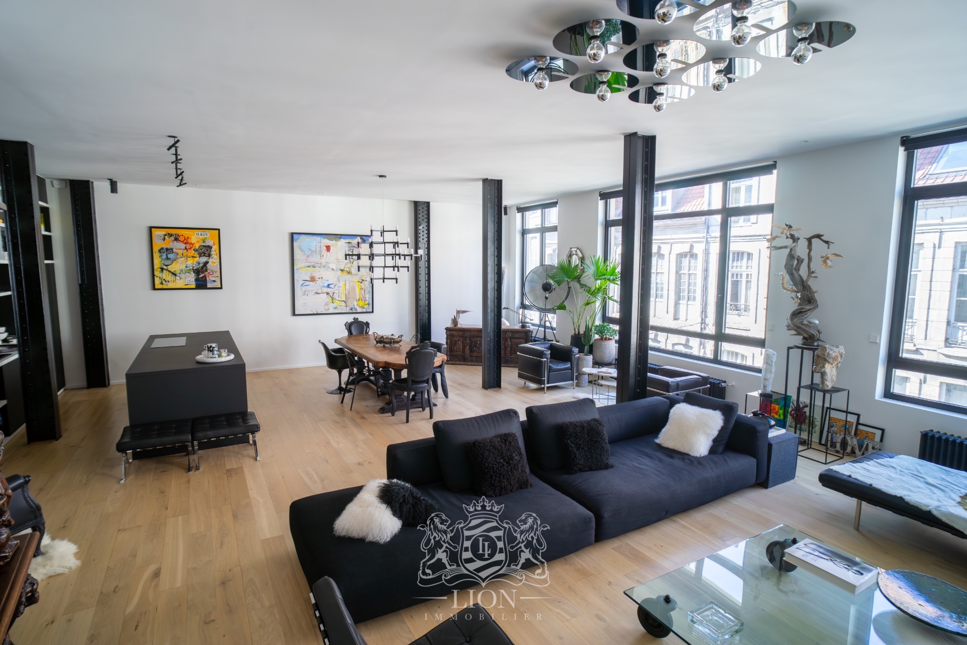 Appartement d exception  deux pas de la grand place - Le Lion Immobilier