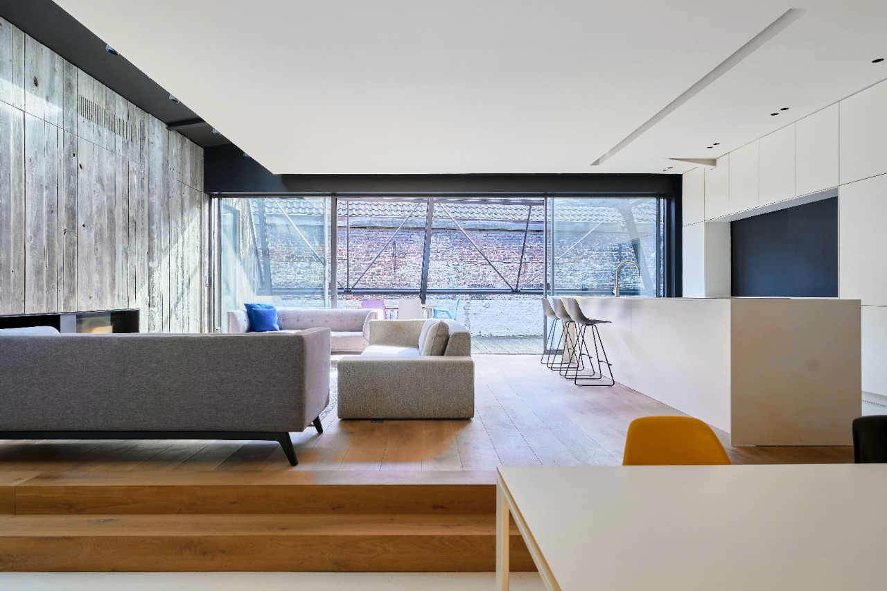 Vieux lille immeuble de bureaux avec appartement et parkings Photo 2 - Le Lion Immobilier