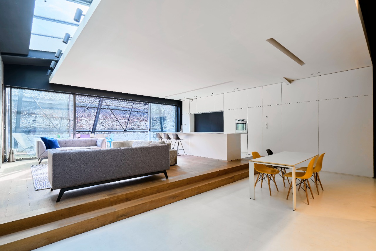 Vieux lille immeuble de bureaux avec appartement et parkings Photo 3 - Le Lion Immobilier