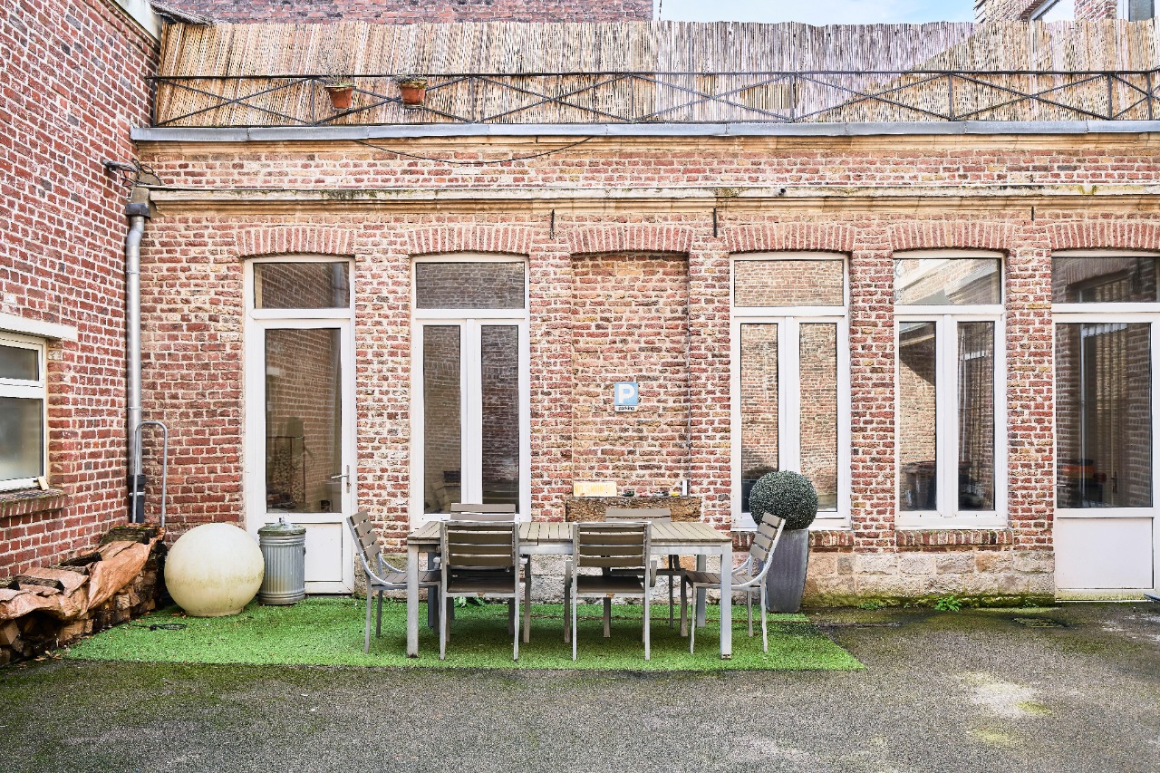 Vieux lille immeuble de bureaux avec appartement et parkings Photo 14 - Le Lion Immobilier