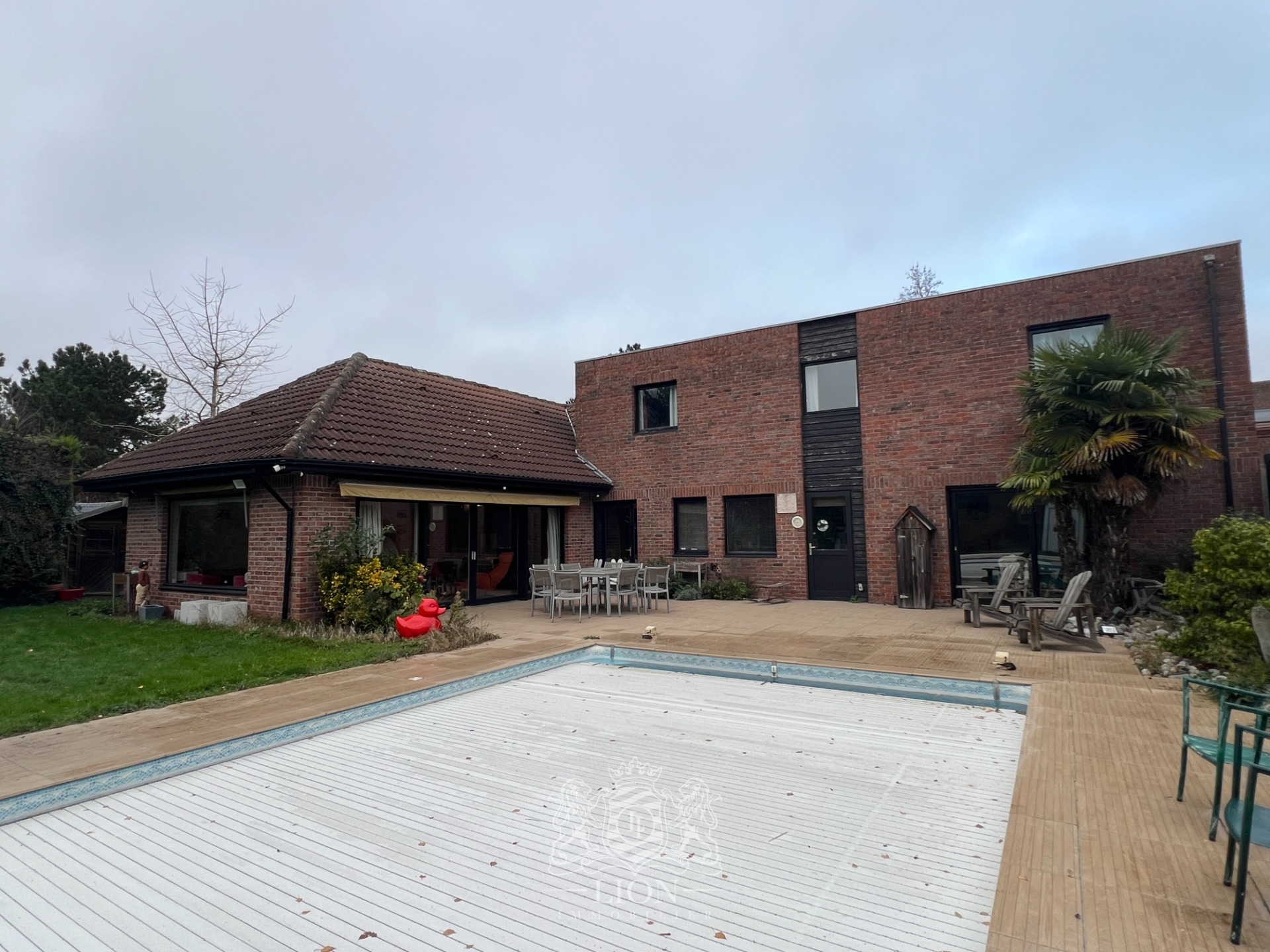 Maison individuelle avec piscine au coeur d ascq Photo 2 - Le Lion Immobilier Maison individuelle avec piscine au coeur d ascq Photo 2 - Le Lion Immobilier