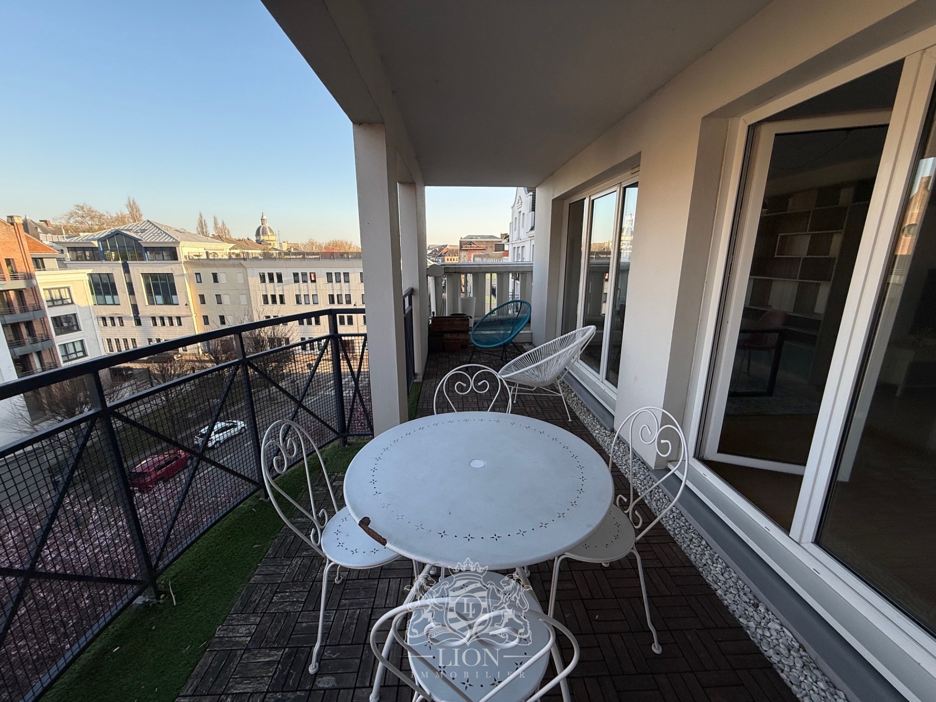 Ajjc vieux lille t2 meuble avec terrasse et parking Photo 15 - Le Lion Immobilier