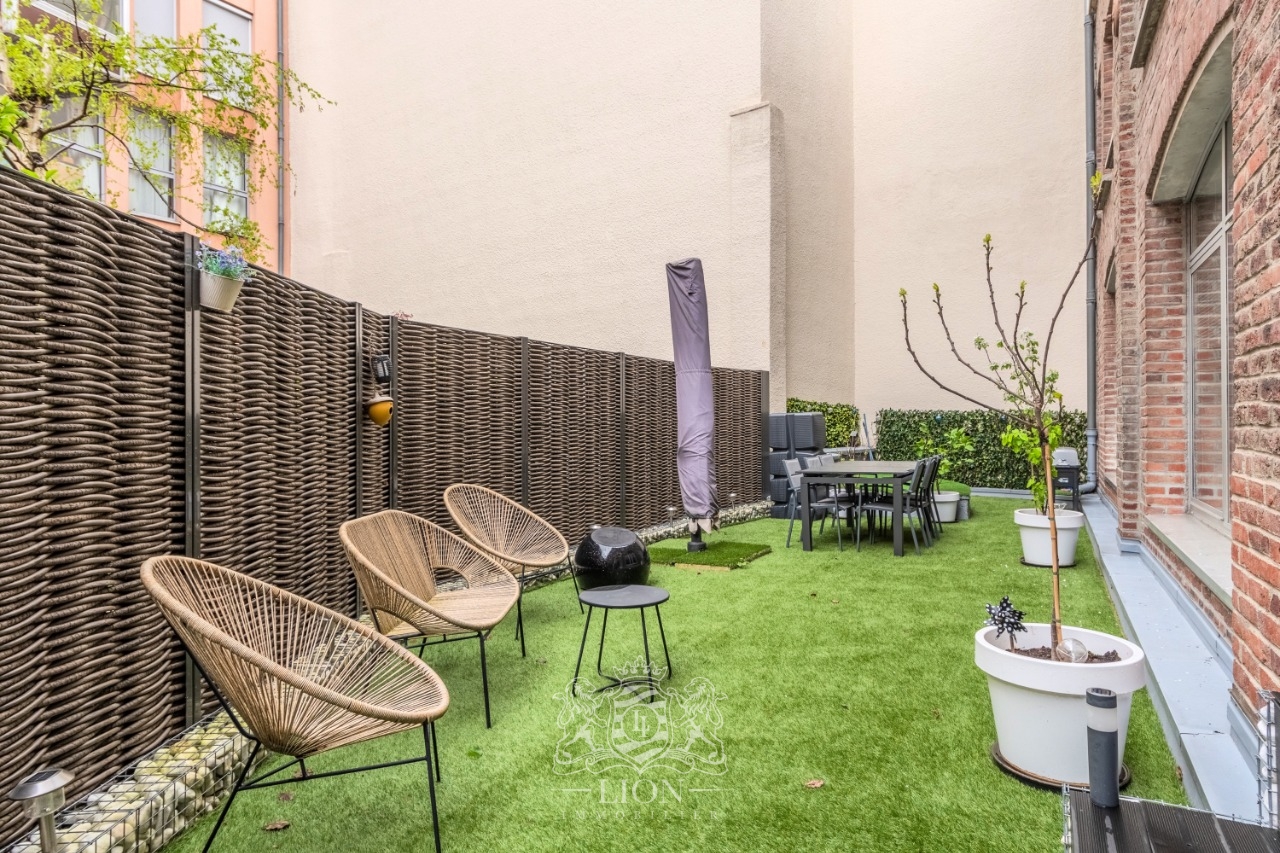 Rare  appartement deux chambres terrasse parking possible Photo 7 - Le Lion Immobilier