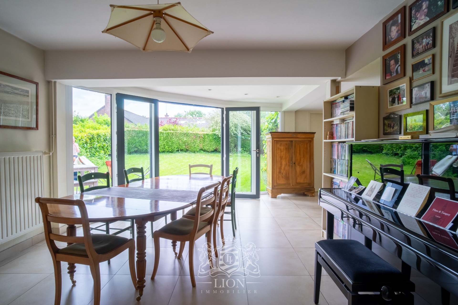 Maison semi individuelle avec 6 chambres Photo 2 - Le Lion Immobilier