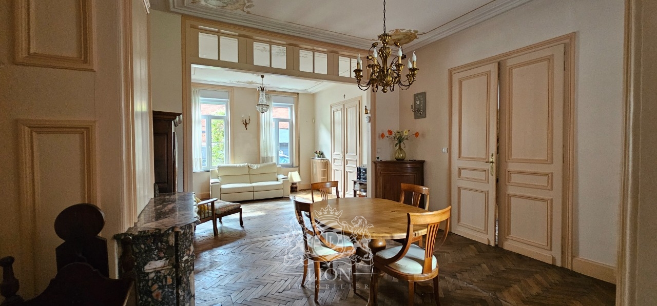 Large maison bourgeoise familiale garage jardin Photo 1 - Le Lion Immobilier