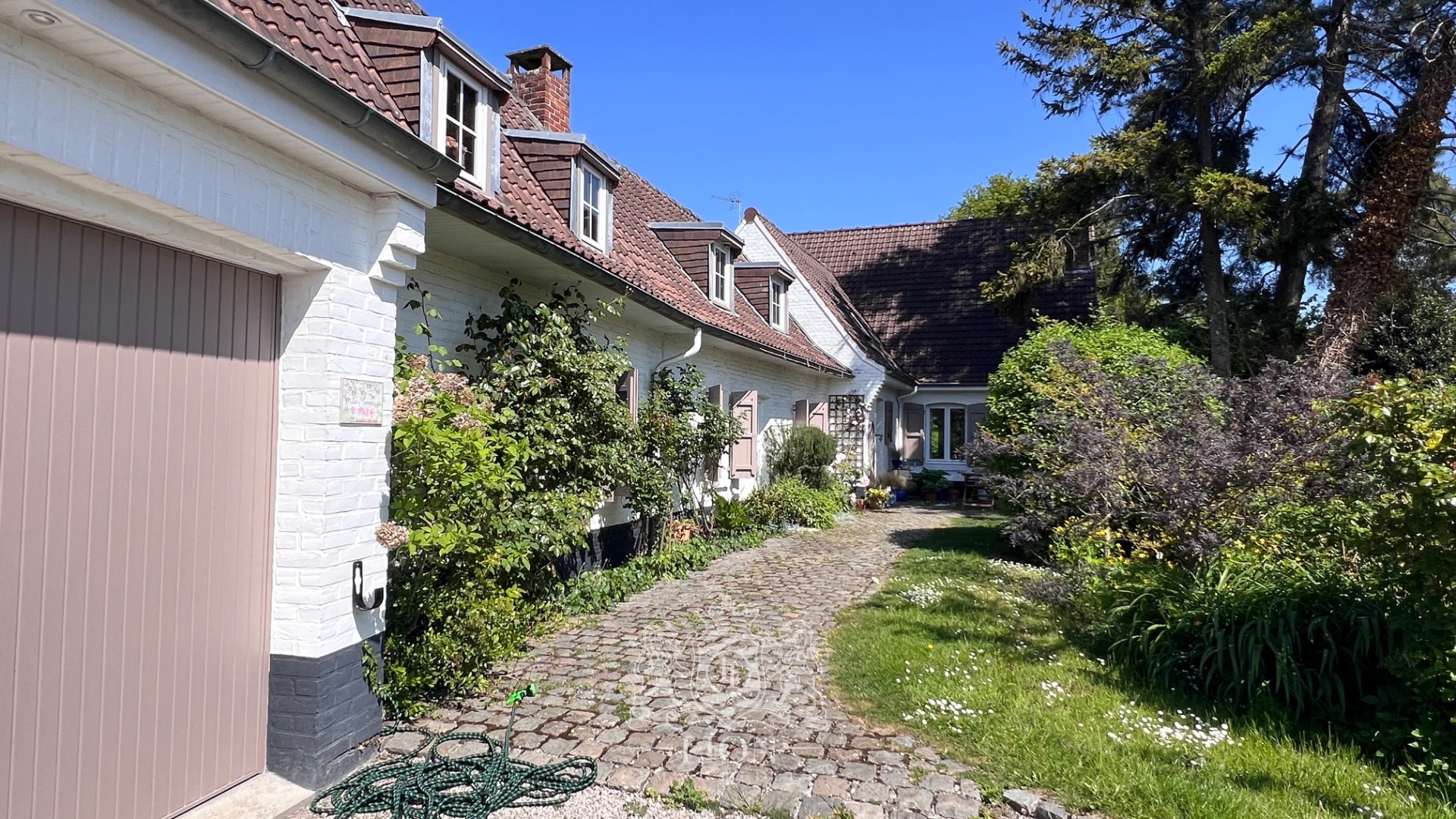 Maison individuelle semi plain pied Photo 1 - Le Lion Immobilier