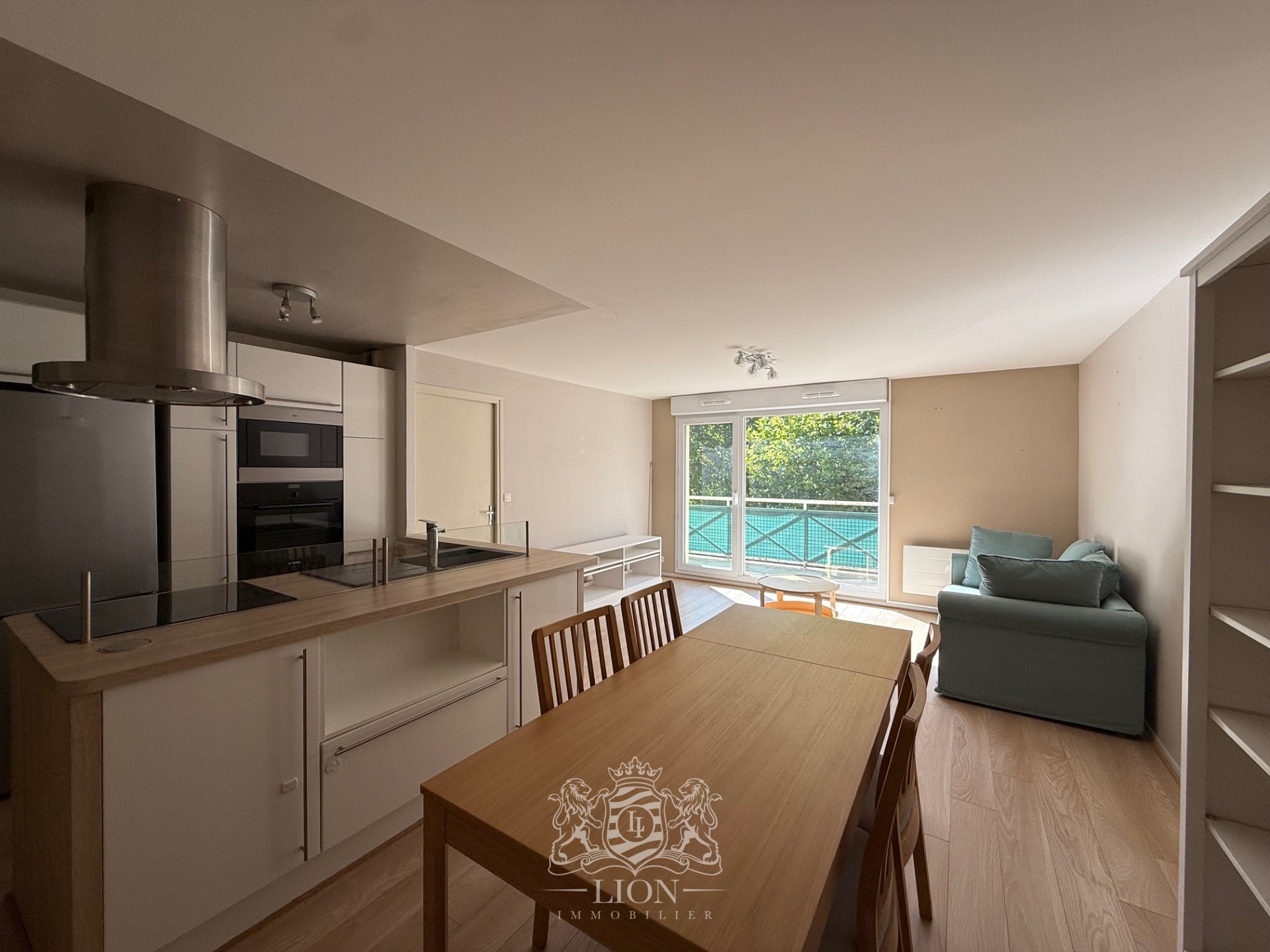 Alge marcq en baroeul t3 meuble avec balcon et garage Photo 1 - Le Lion Immobilier