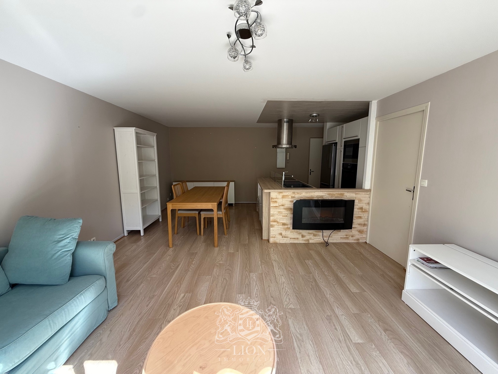 Alge marcq en baroeul t3 meuble avec balcon et garage Photo 4 - Le Lion Immobilier