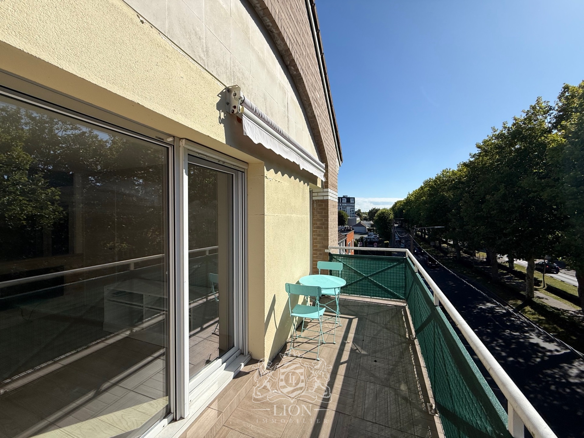 Alge marcq en baroeul t3 meuble avec balcon et garage Photo 8 - Le Lion Immobilier