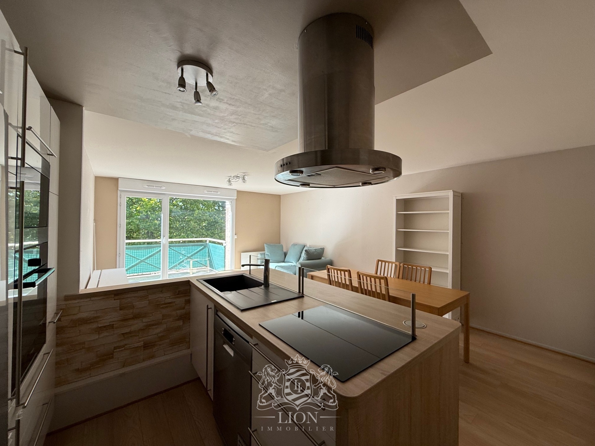 Alge marcq en baroeul t3 meuble avec balcon et garage Photo 11 - Le Lion Immobilier