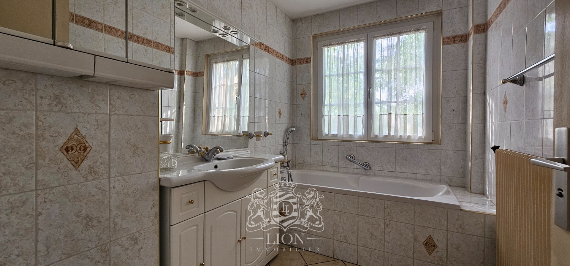 Grande maison semi individuelle Photo 11 - Le Lion Immobilier
