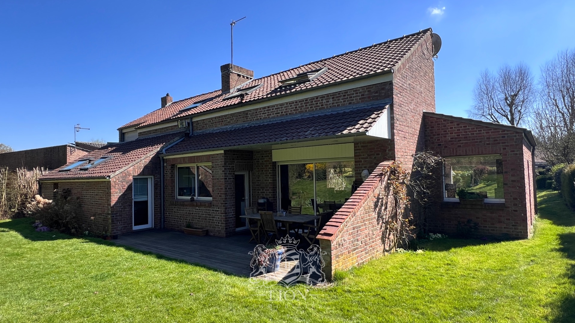 Maison individuelle semi plain pied Photo 1 - Le Lion Immobilier