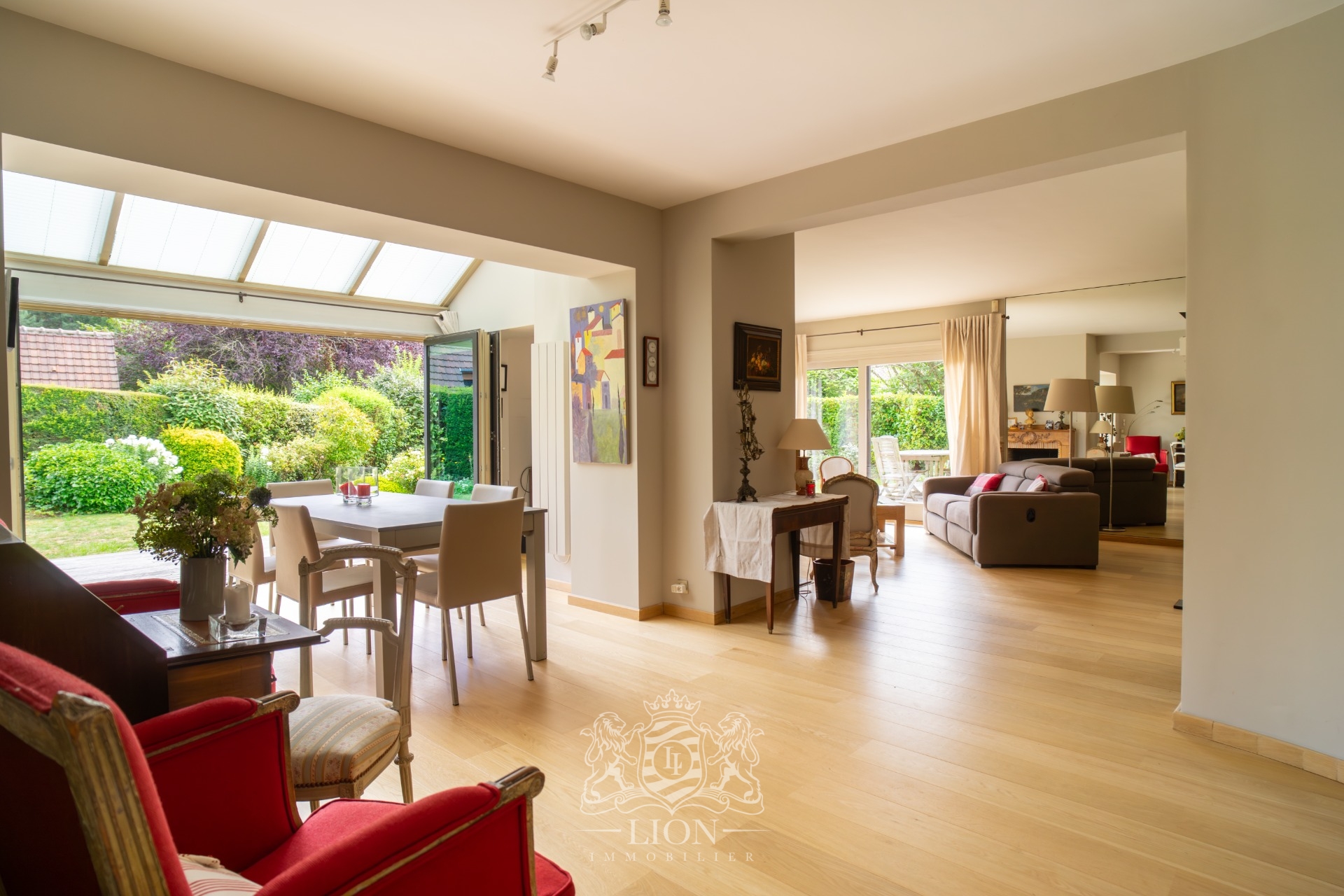 Maison individuelle 5 chambres brigode Photo 2 - Le Lion Immobilier