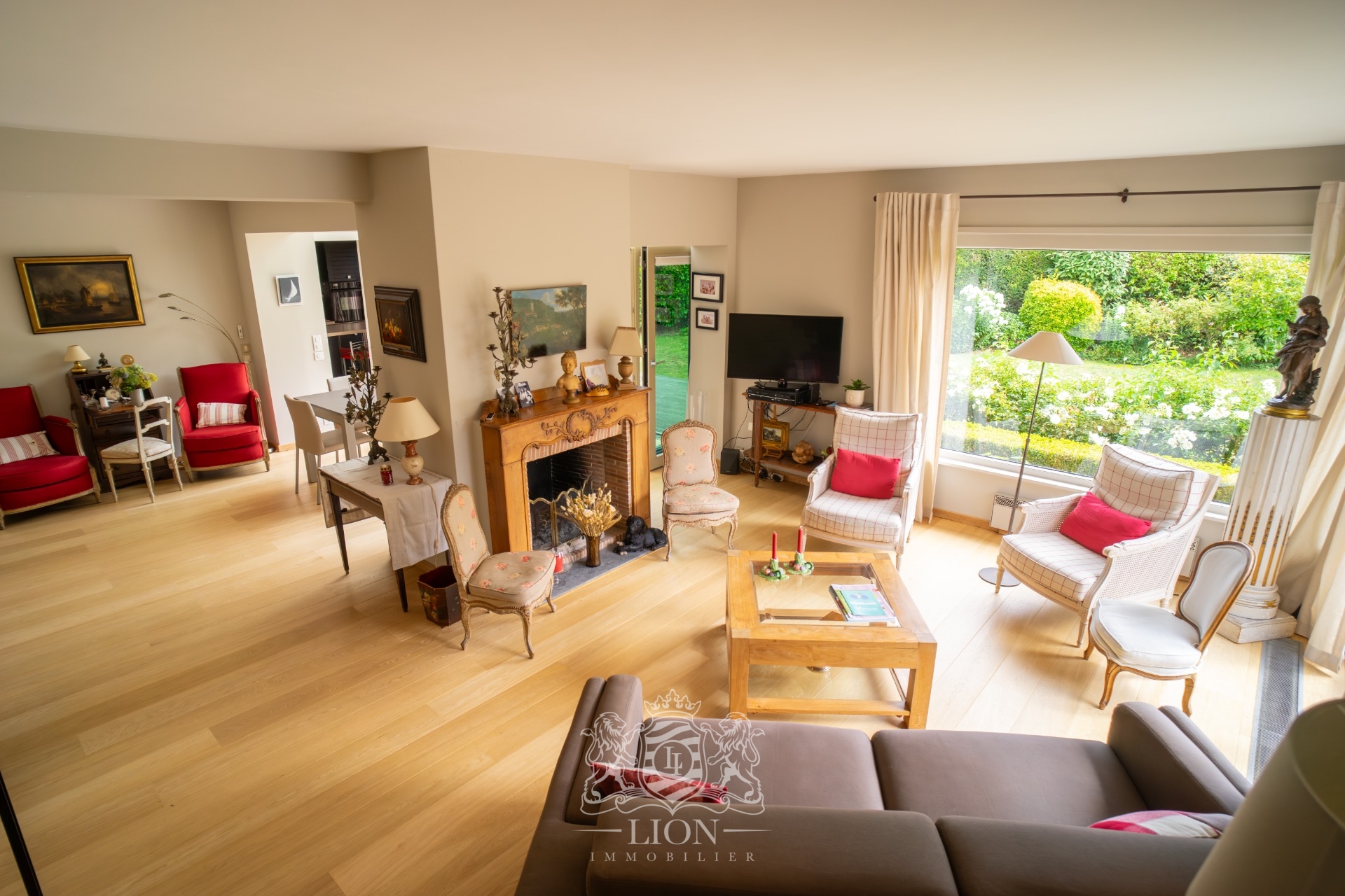 Maison individuelle 5 chambres brigode Photo 3 - Le Lion Immobilier