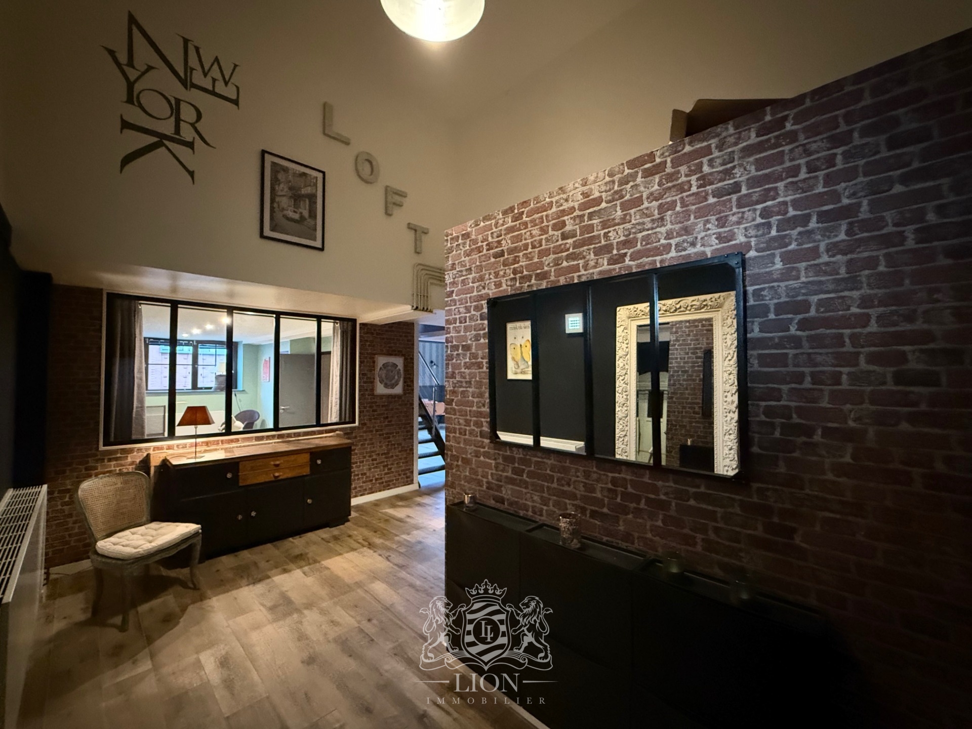 Amqi roubaix loft d exception meuble avec parking Photo 11 - Le Lion Immobilier