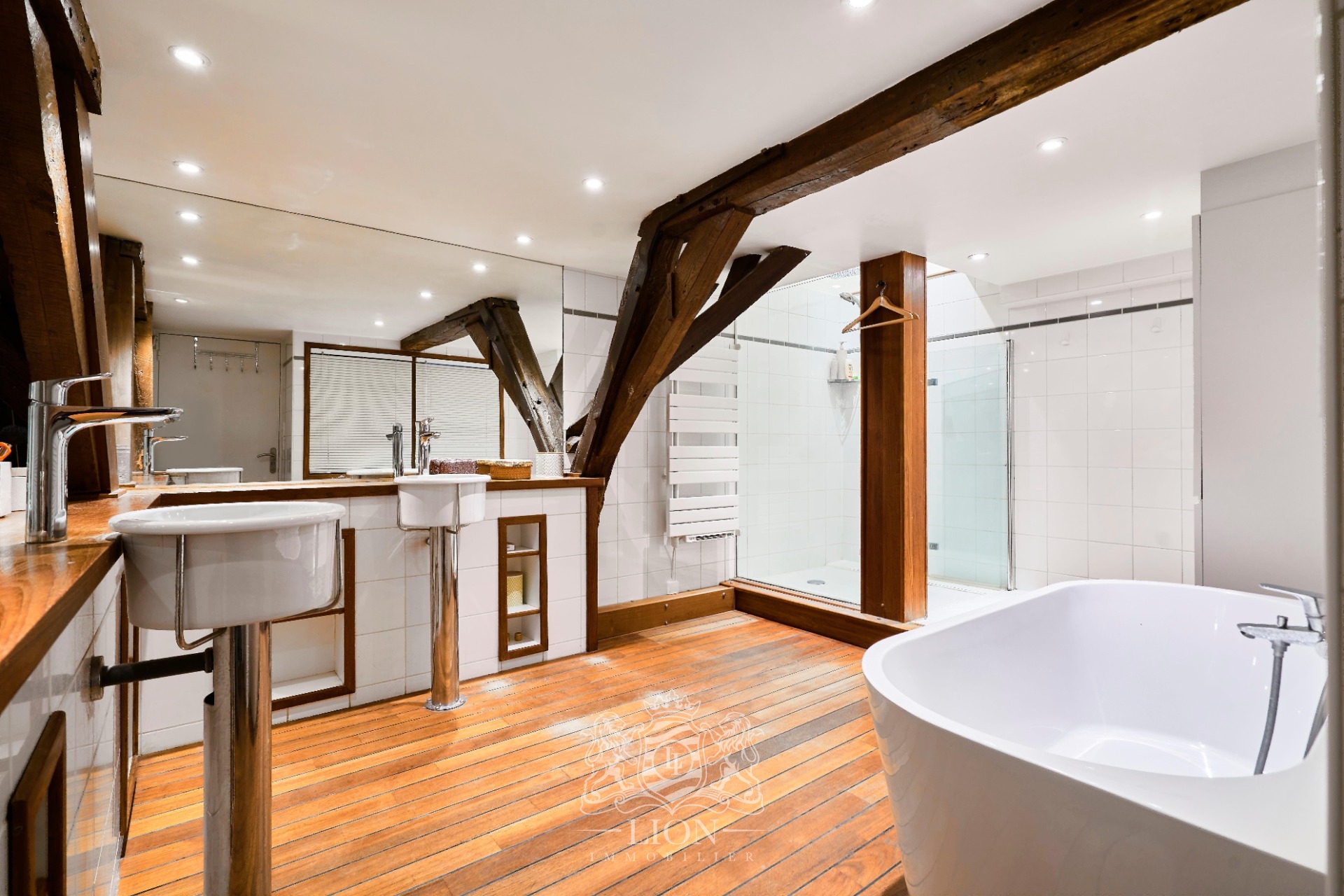 Appartement coup de coeur dans un ancien hotel particulier Photo 11 - Le Lion Immobilier