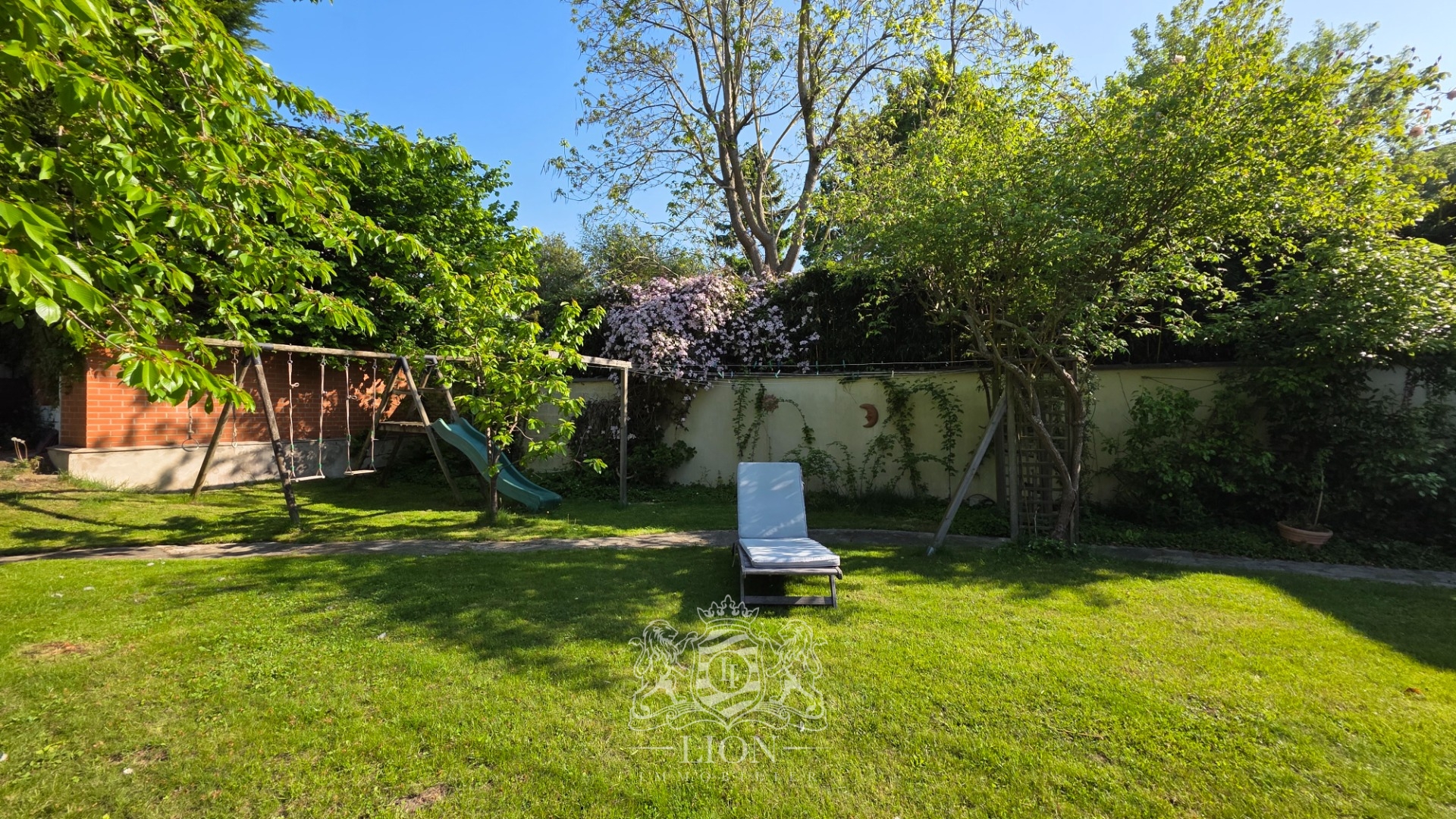 Grande maison familiale beaux volumes et vaste jardin Photo 18 - Le Lion Immobilier