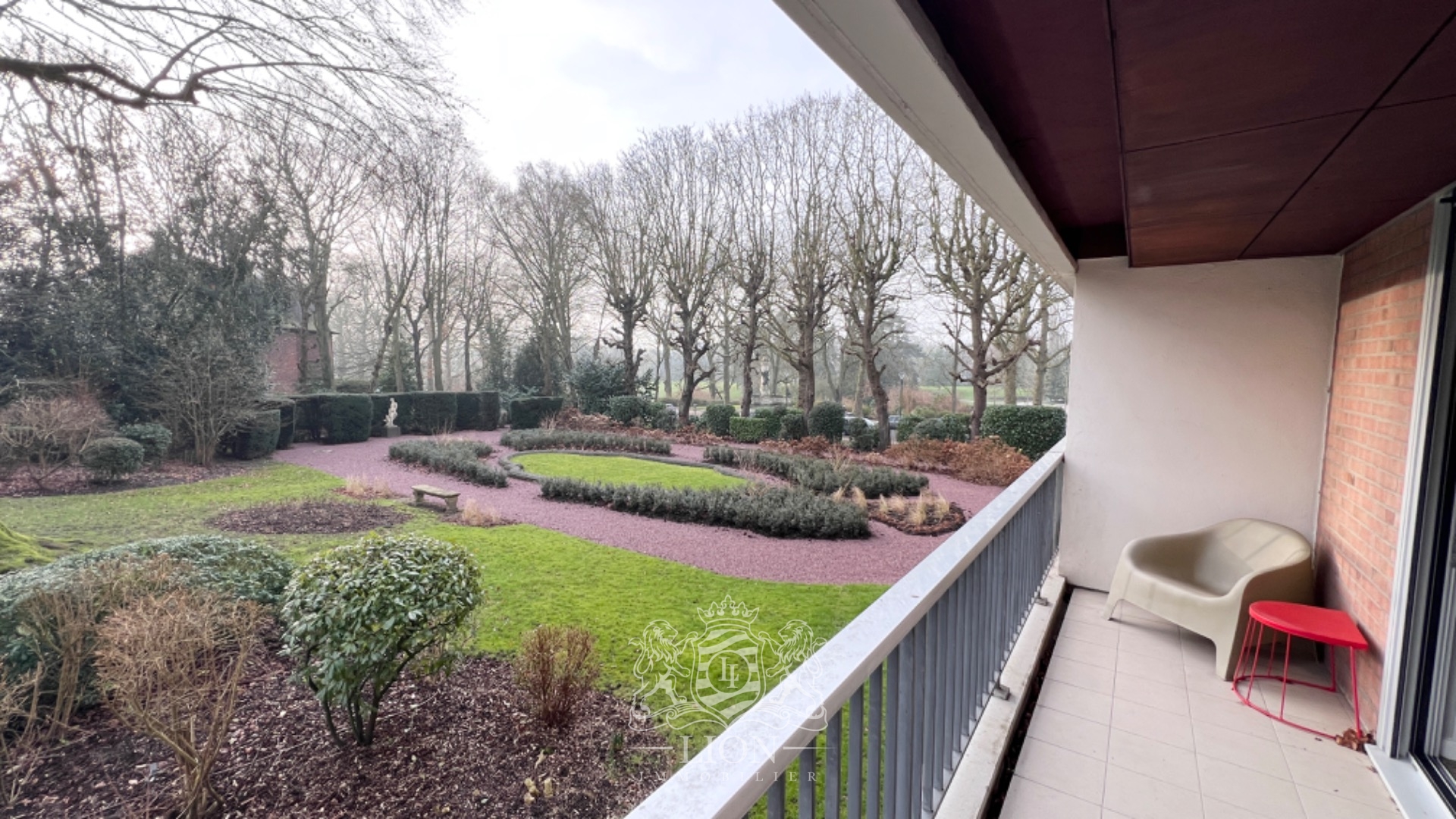 Appartement 2 chambres face au parc barbieux et garage Photo 11 - Le Lion Immobilier
