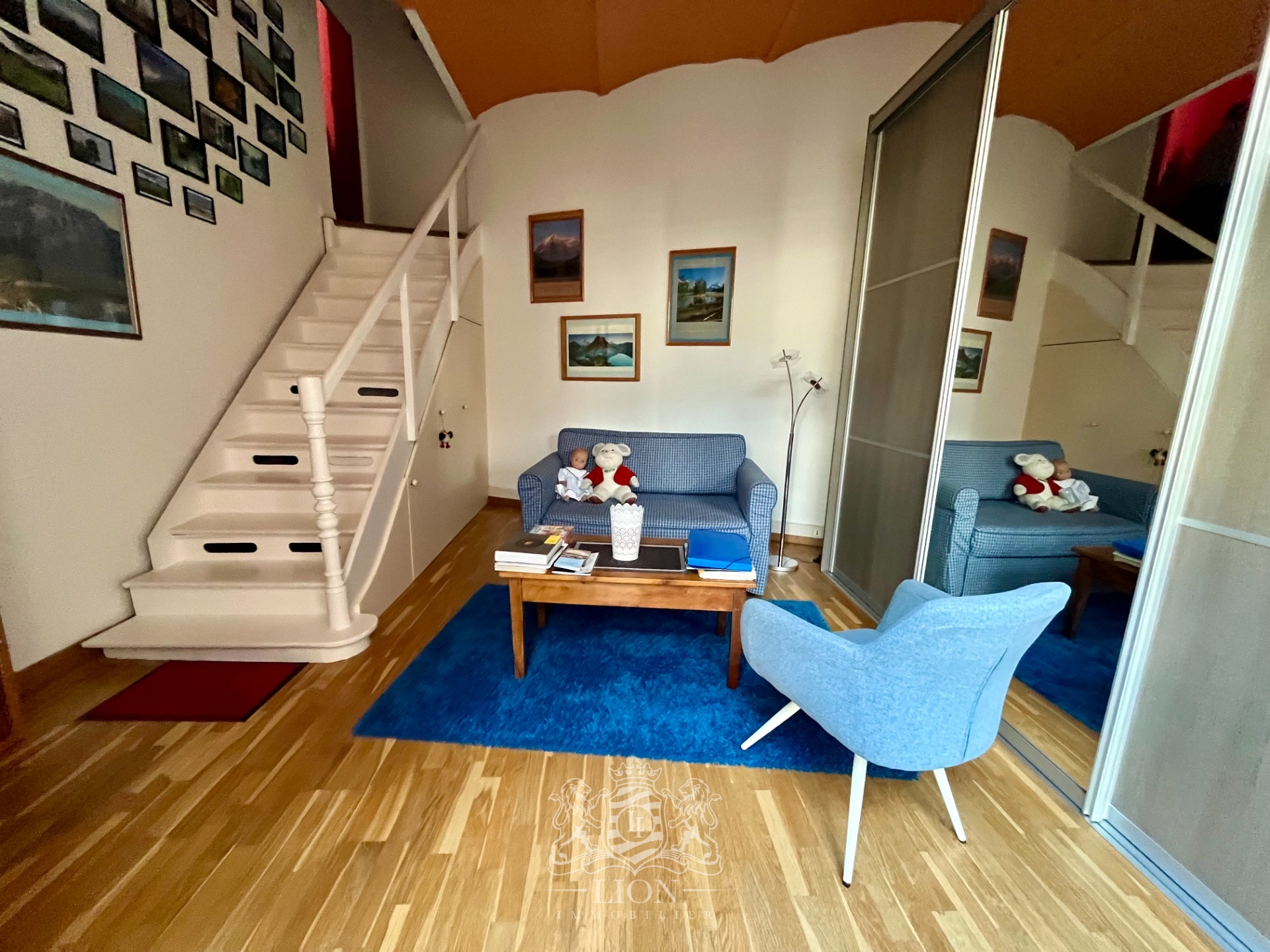 Triplex de 146 m en fond de cour Photo 7 - Le Lion Immobilier