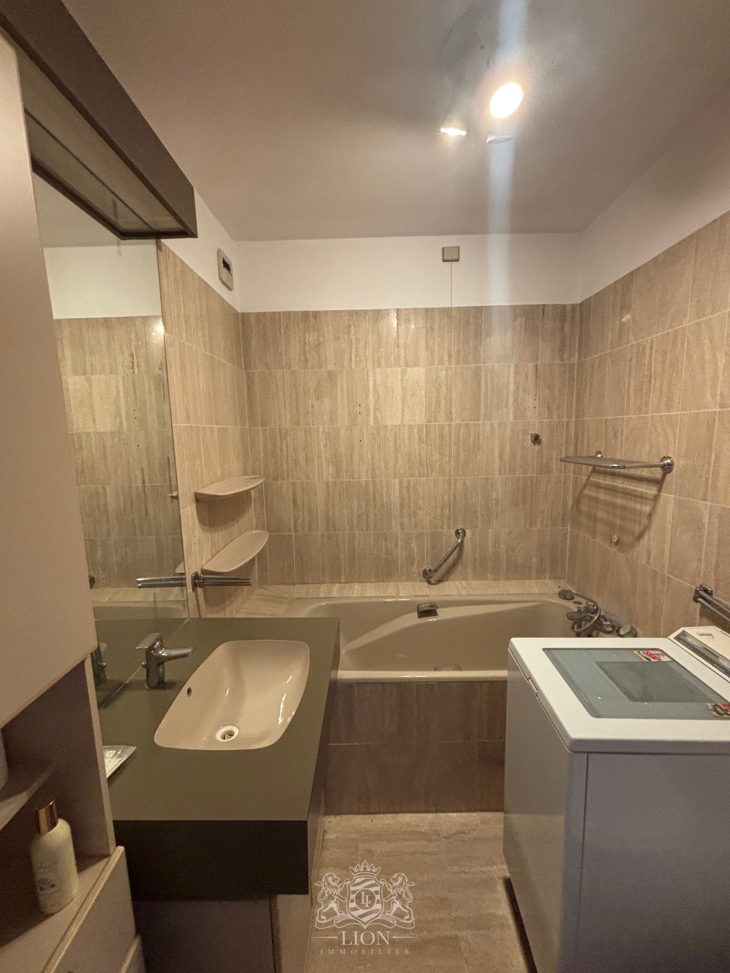 Vieux lille hesperides studio 30m Photo 5 - Le Lion Immobilier