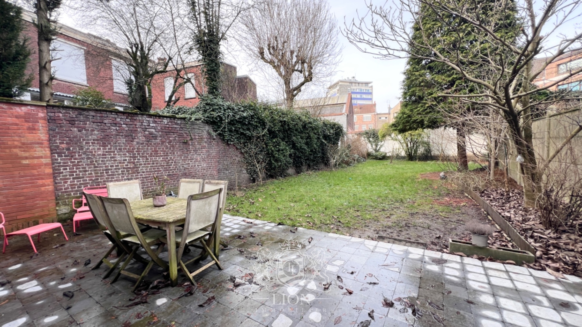 Maison bourgeoise avec garage et jardin Photo 16 - Le Lion Immobilier