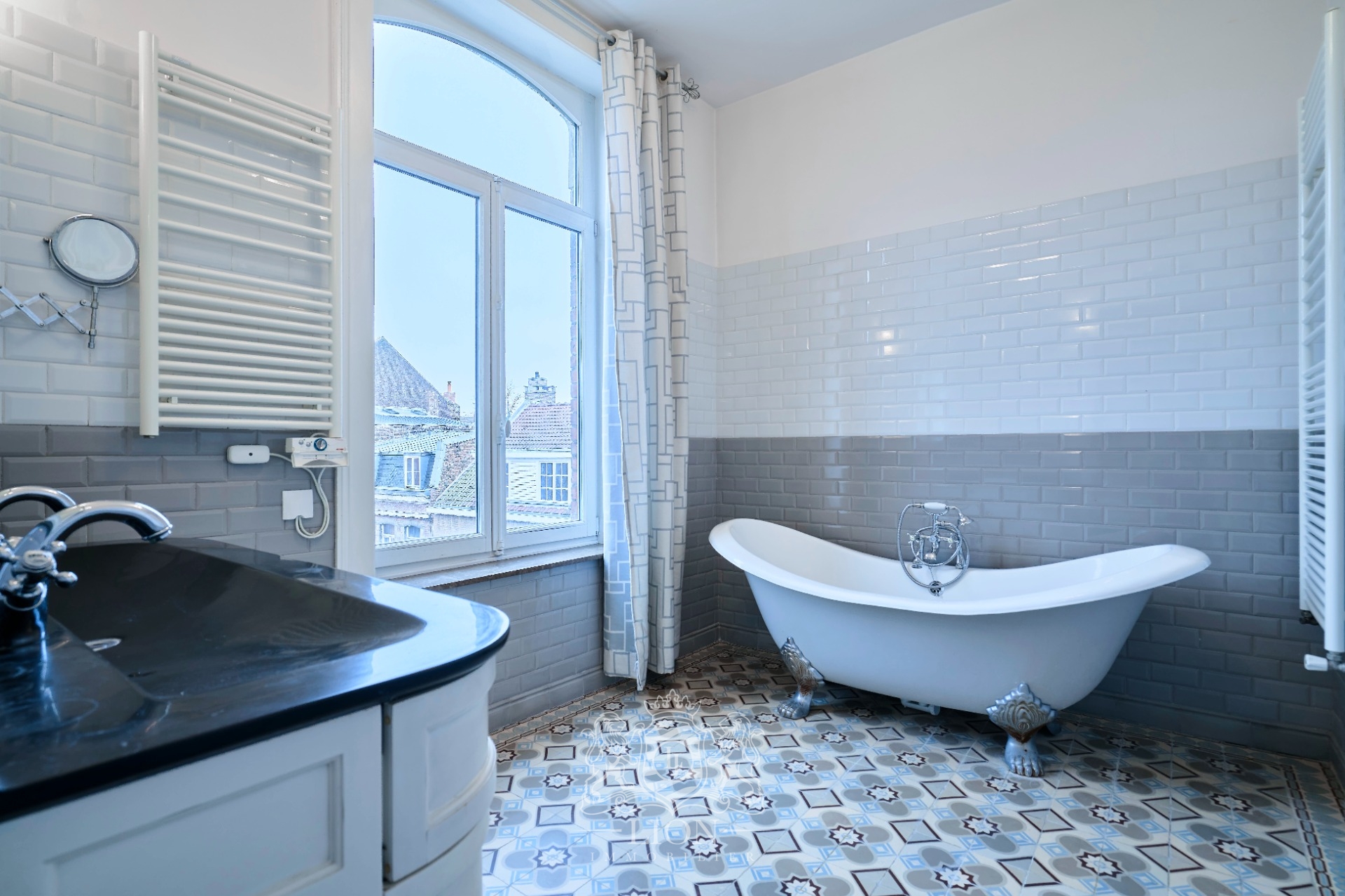 Superbe maison bourgeoise jardin garage  Photo 9 - Le Lion Immobilier