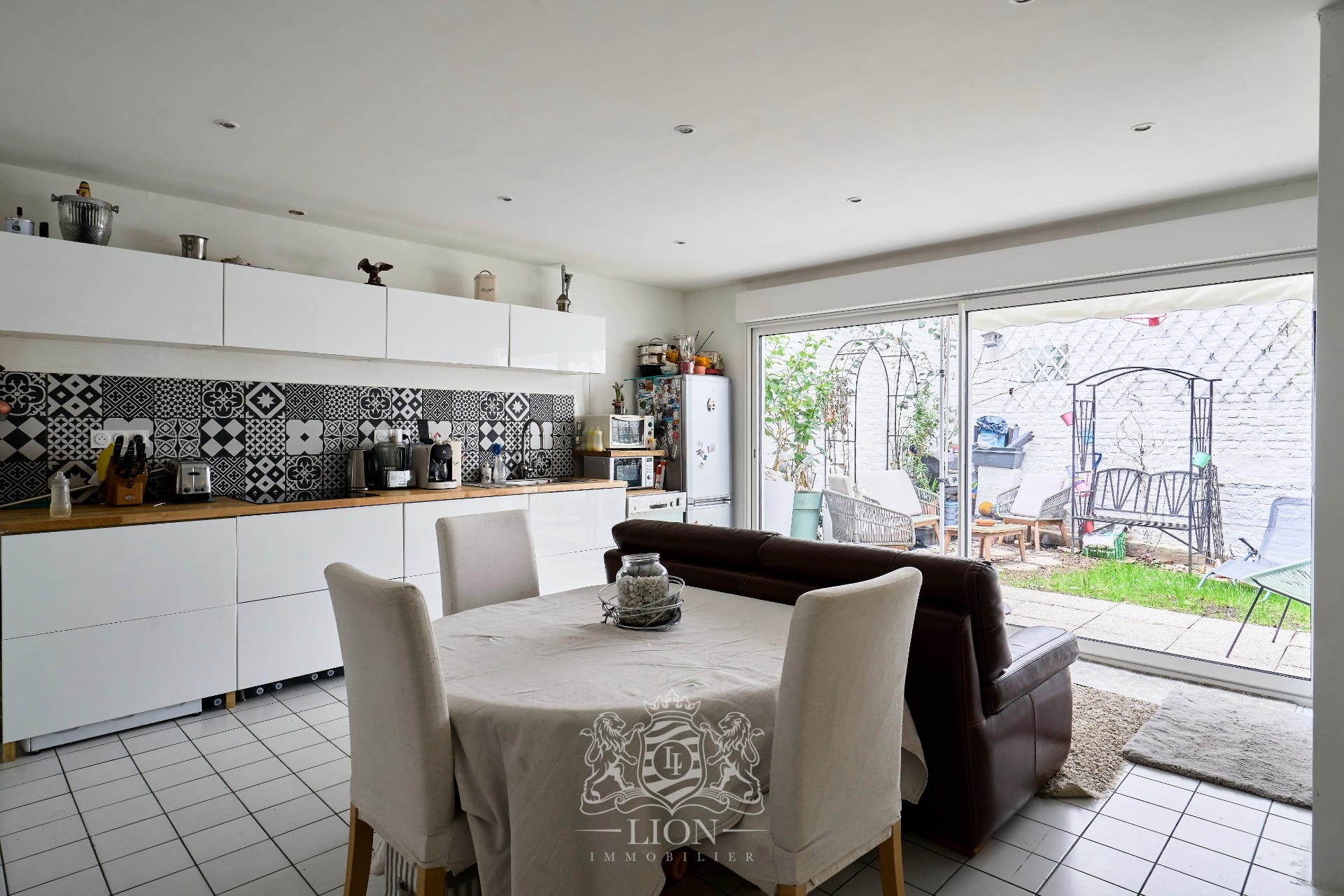 Belle maison ancienne cinq chambres terrasse  Photo 4 - Le Lion Immobilier