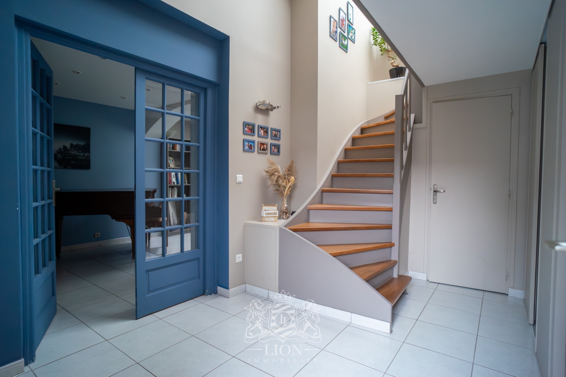 Anglo normande individuelle 5 chambresbureaux Photo 3 - Le Lion Immobilier