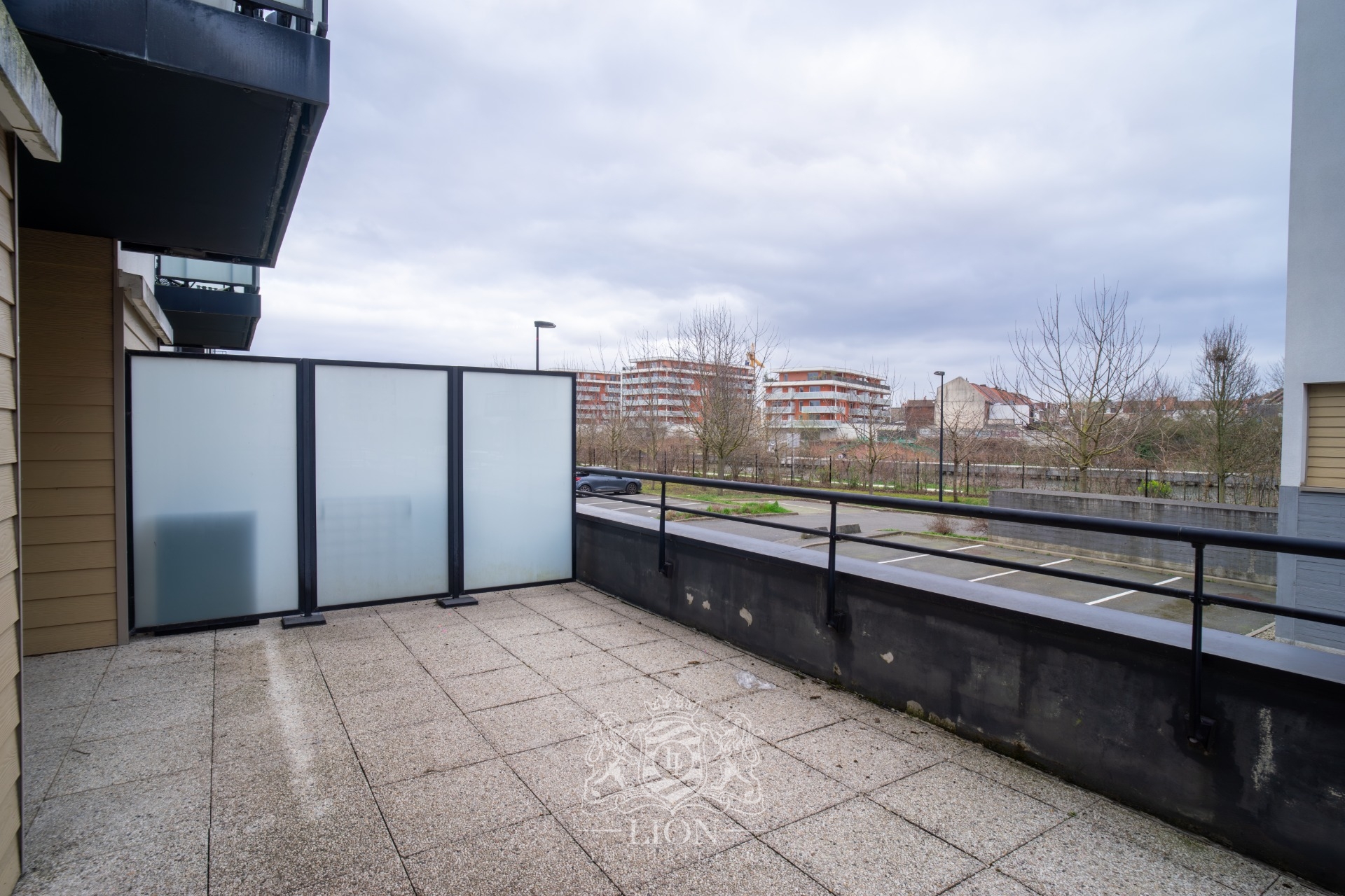 Bel appartement deux chambres terrasse et garage  Photo 7 - Le Lion Immobilier