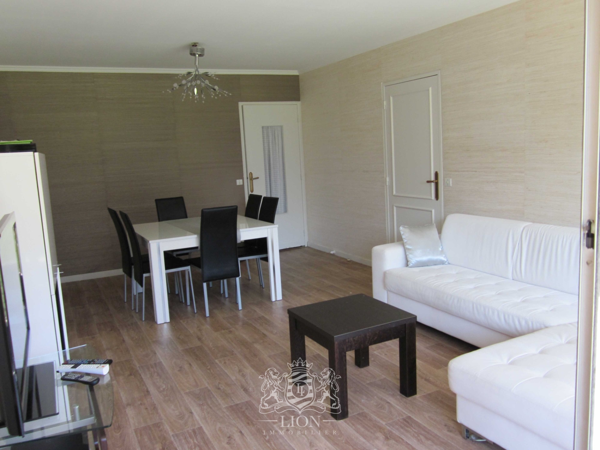 Mouvaux appartement terrasse 3 chambres 2 parkings Photo 3 - Le Lion Immobilier