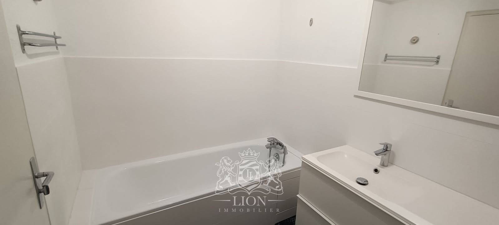 Mouvaux appartement terrasse 3 chambres 2 parkings Photo 5 - Le Lion Immobilier
