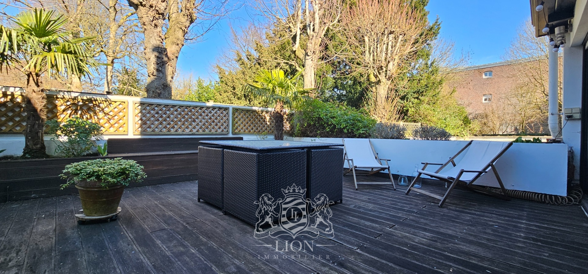 Vieux lille   rare t4 en triplex avec terrasse et parking Photo 16 - Le Lion Immobilier