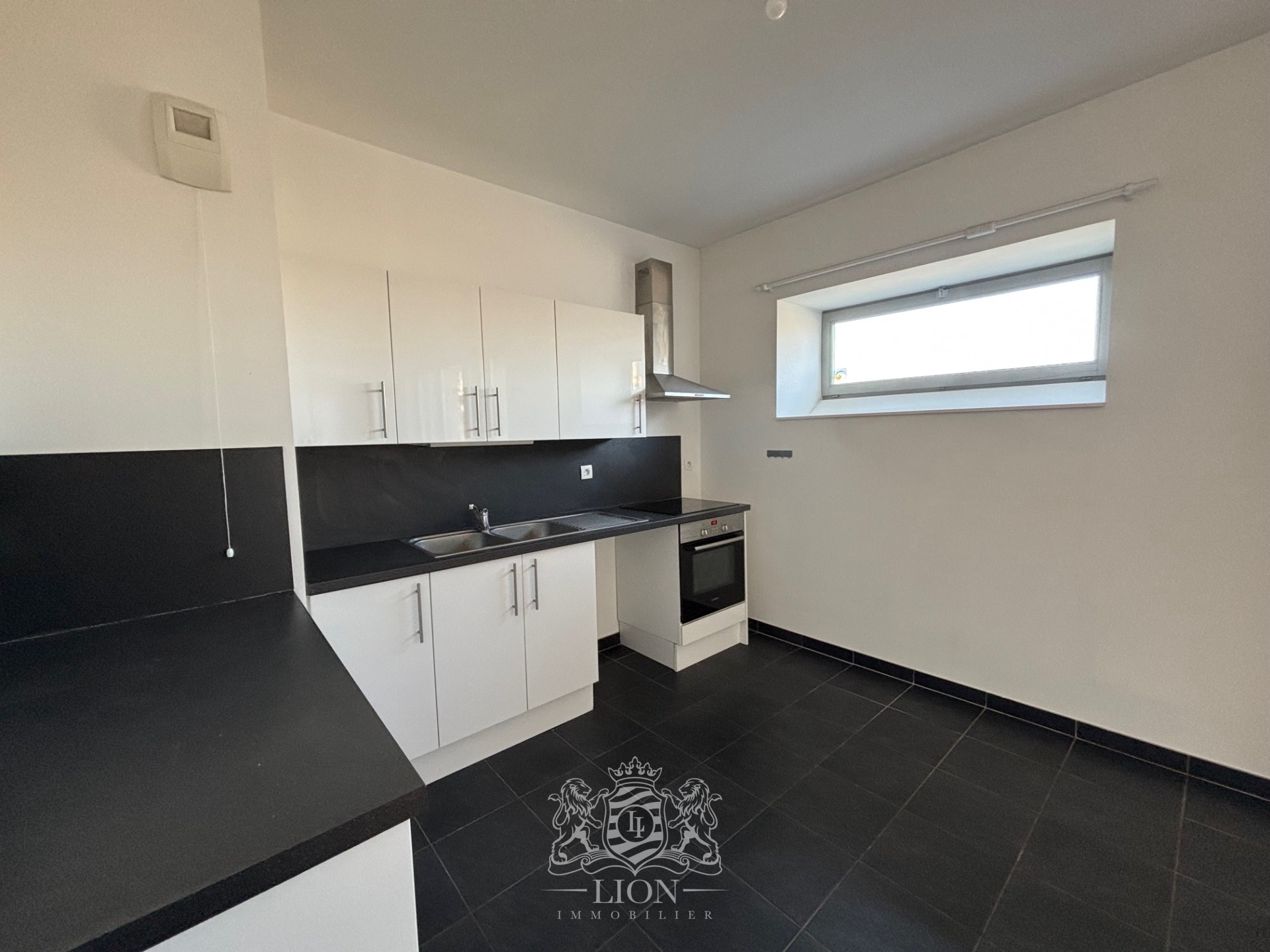 Lille republique magnifique vue pour ce type 3   cave Photo 13 - Le Lion Immobilier